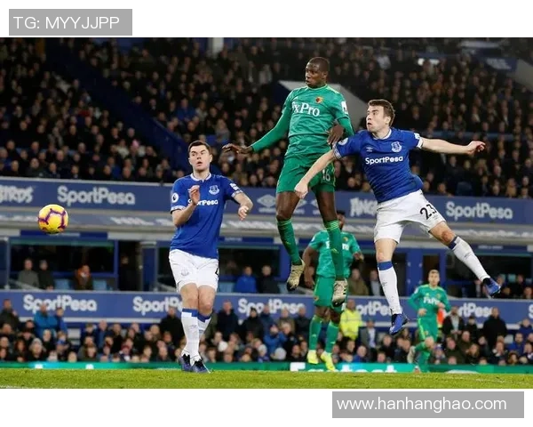 汉姆心目中的足球明星是谁他在球场上的表现如何影响了球队的成绩